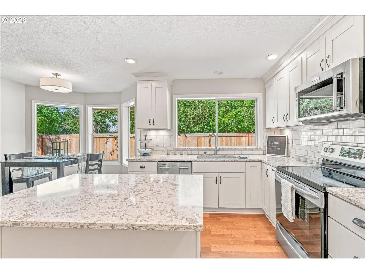 Kitchen-Island