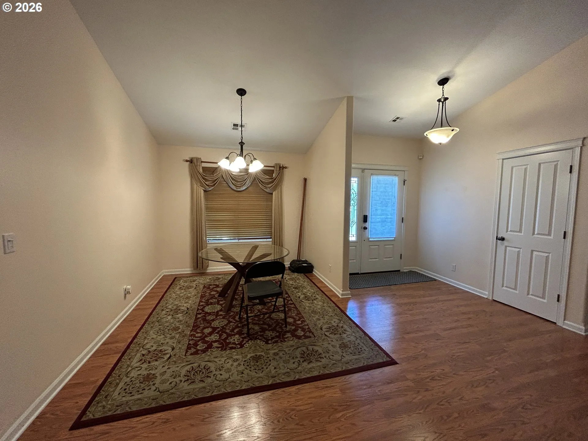 Dining Room-Vaulted Ceilings