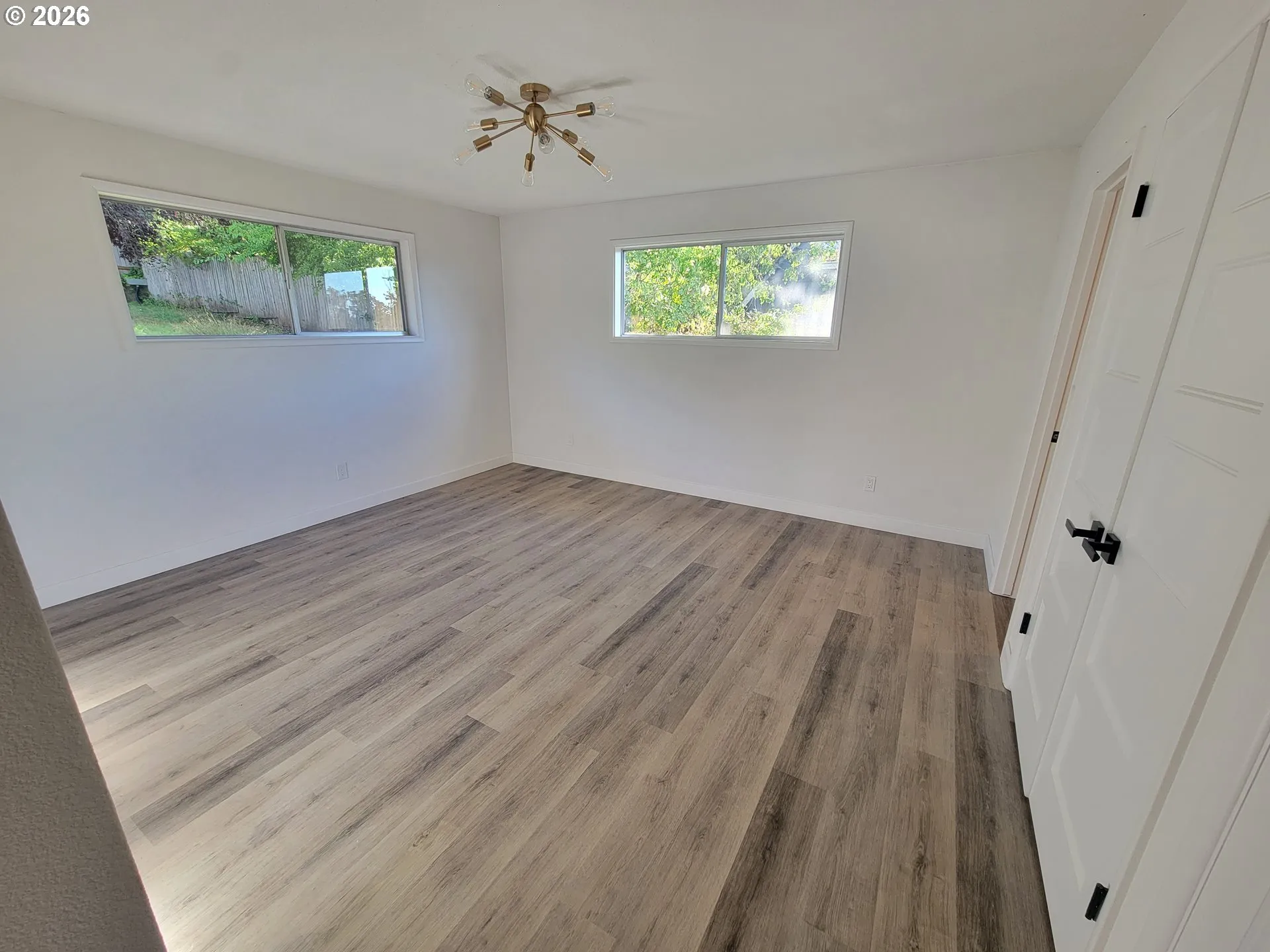 Bedroom, Primary-Upper