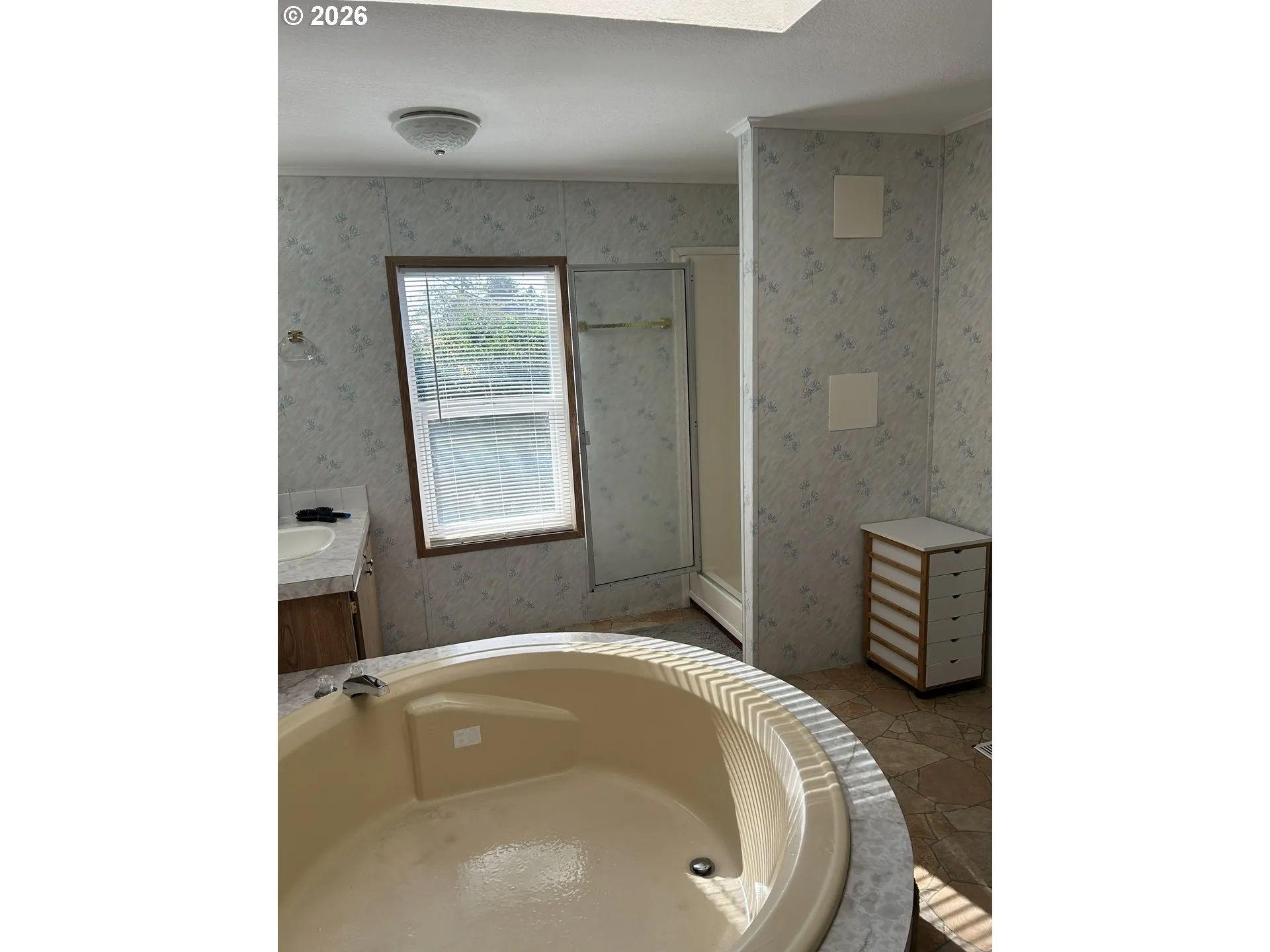 Owner's Suite Bathroom-Garden Tub