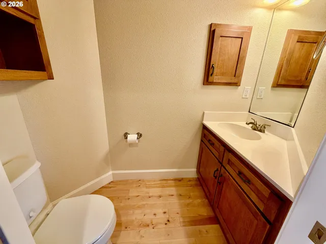 Bathroom-Upper
