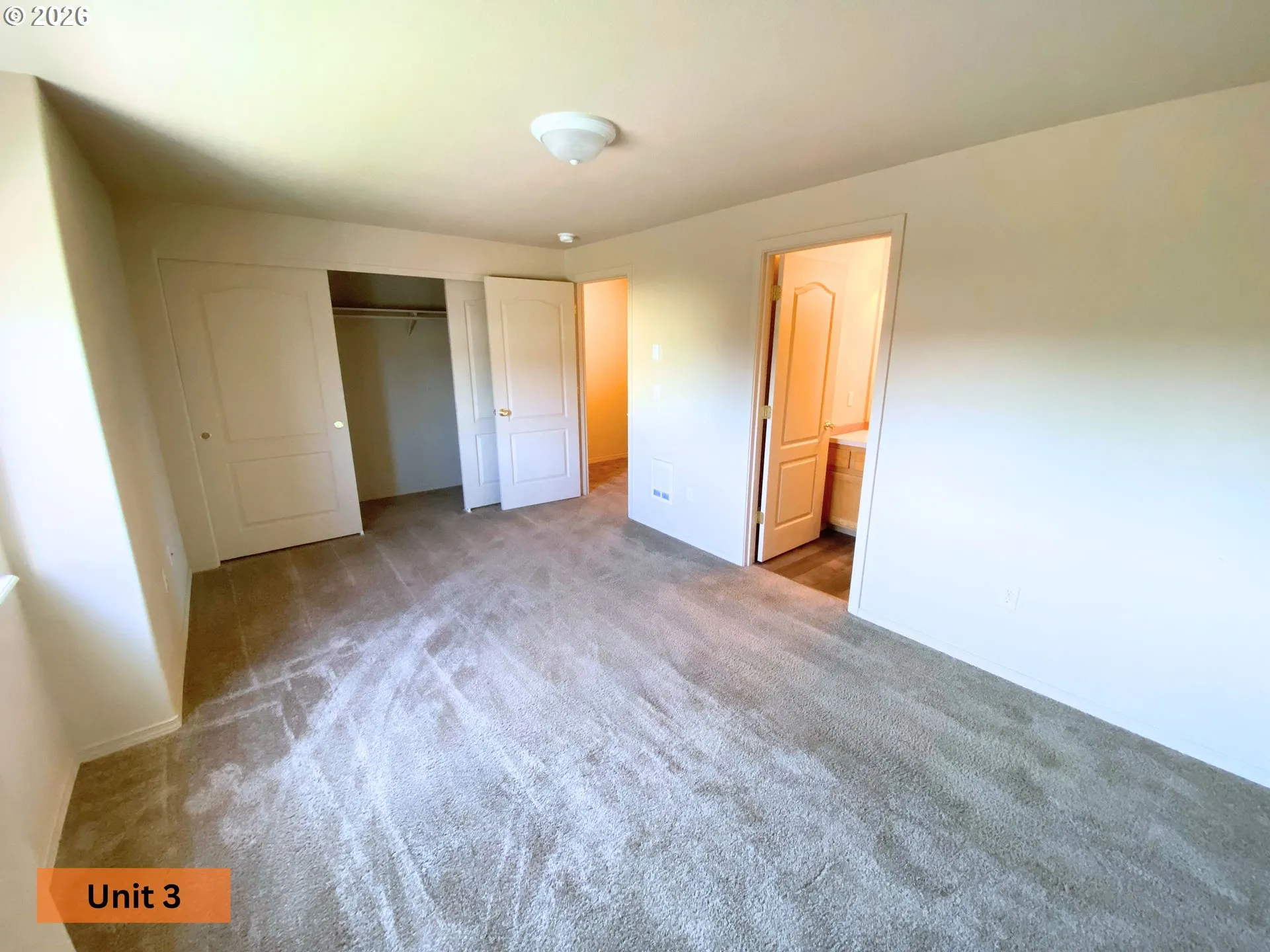 Bedroom, Primary-Upper