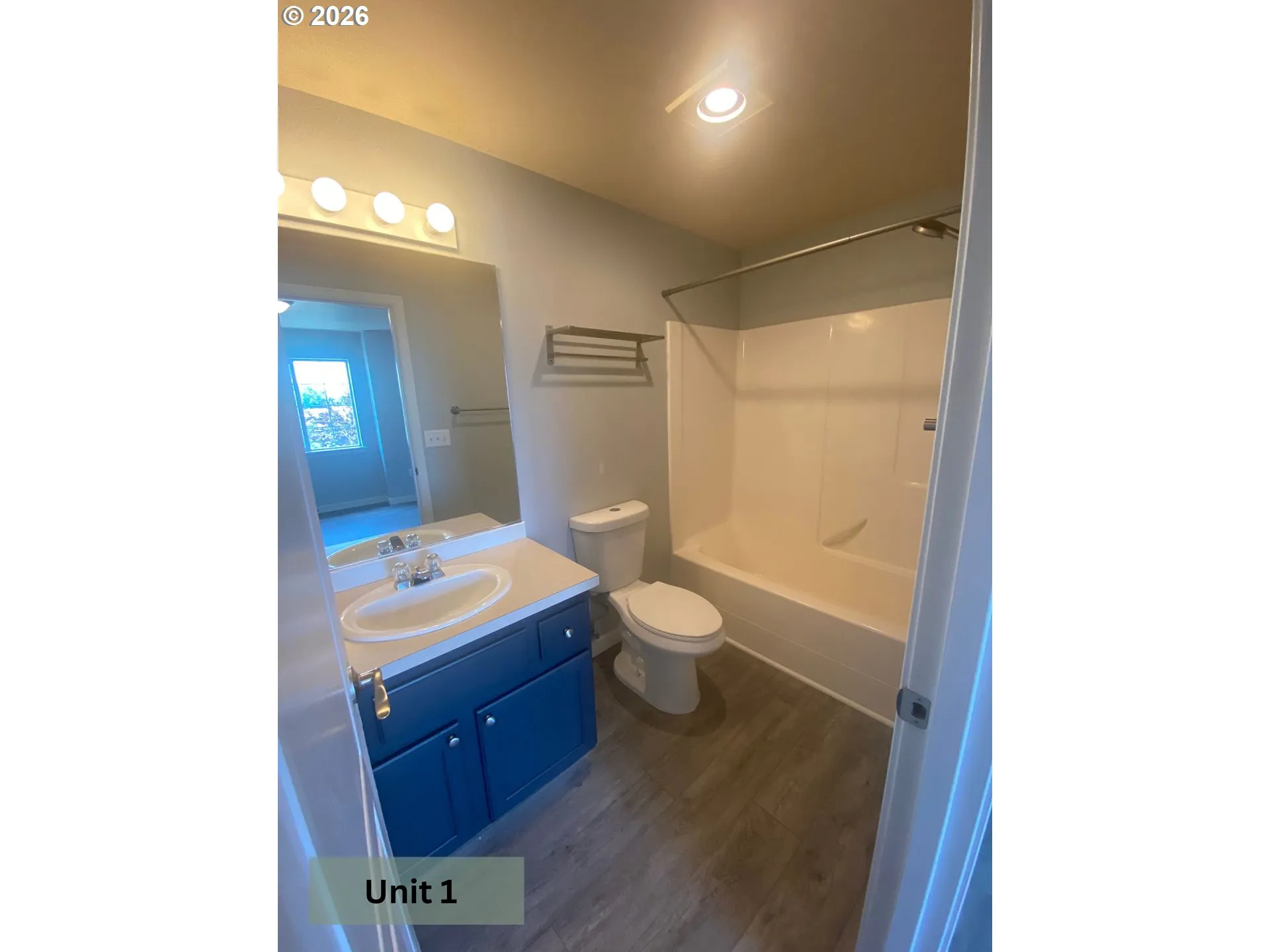 Bathroom-Hall
