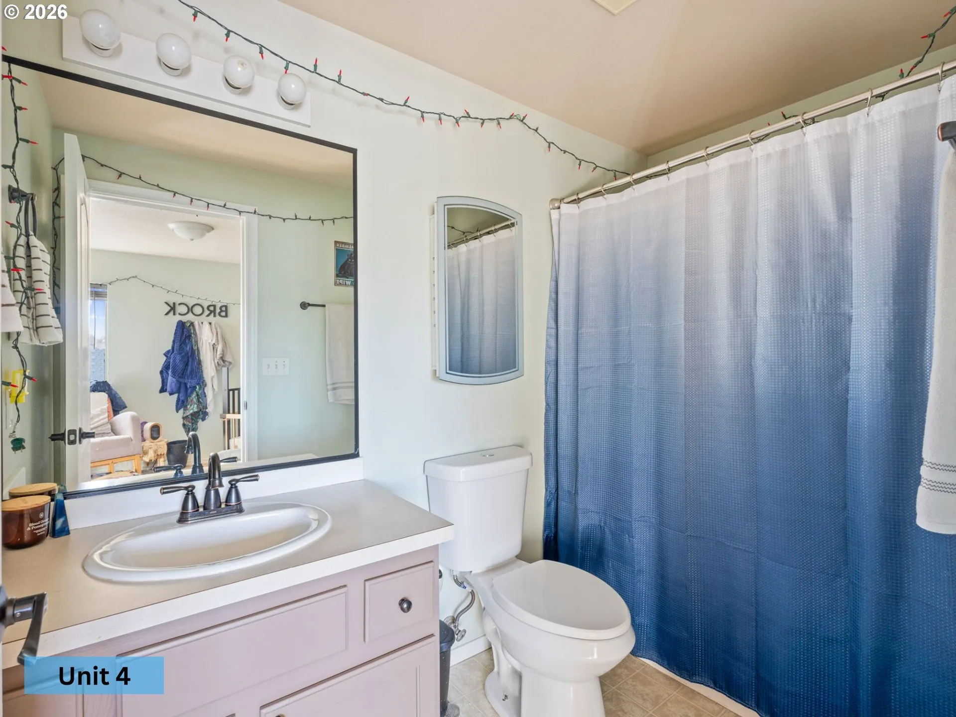 Bathroom, Attached-Upper