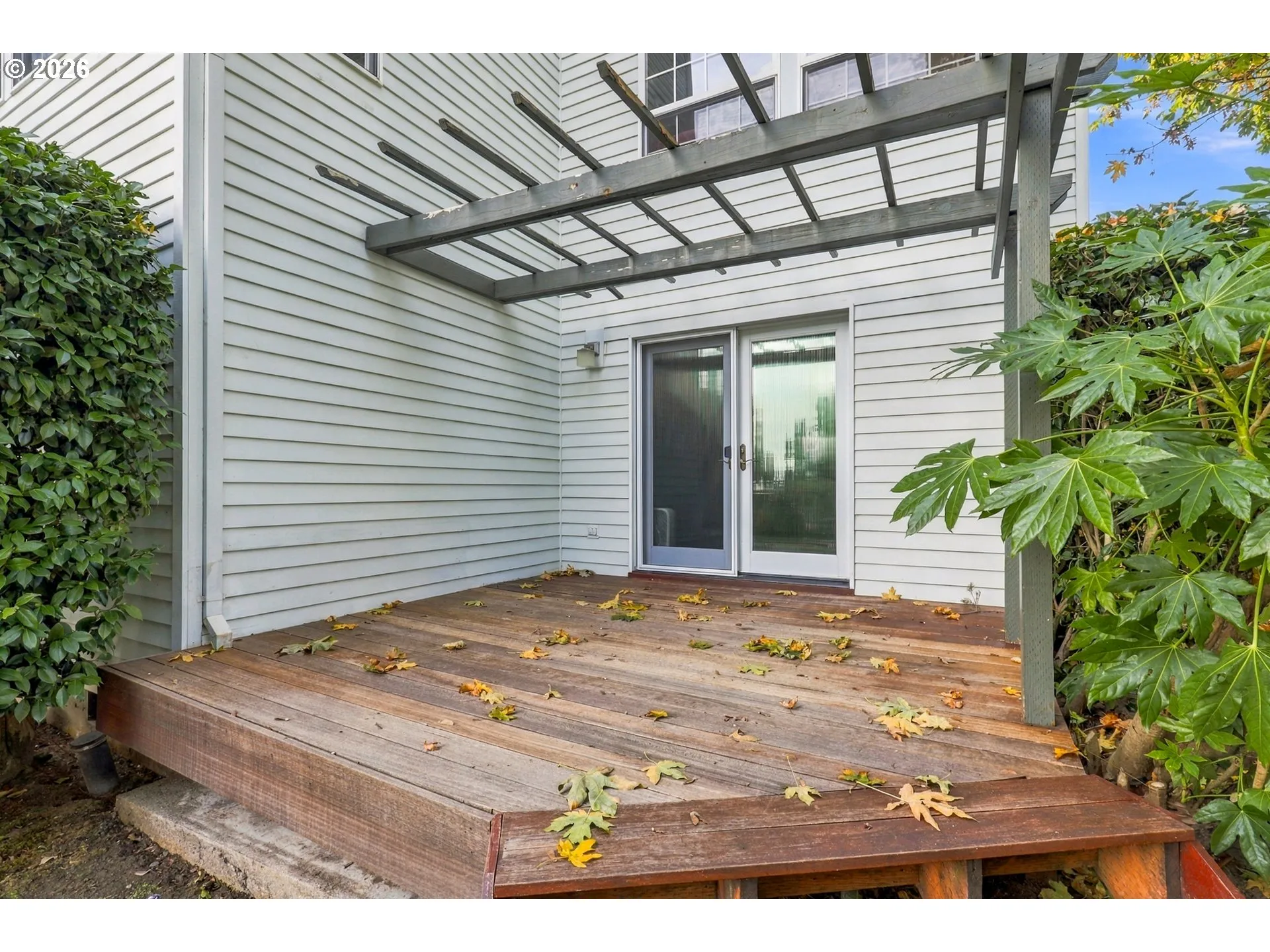 Deck-Lower