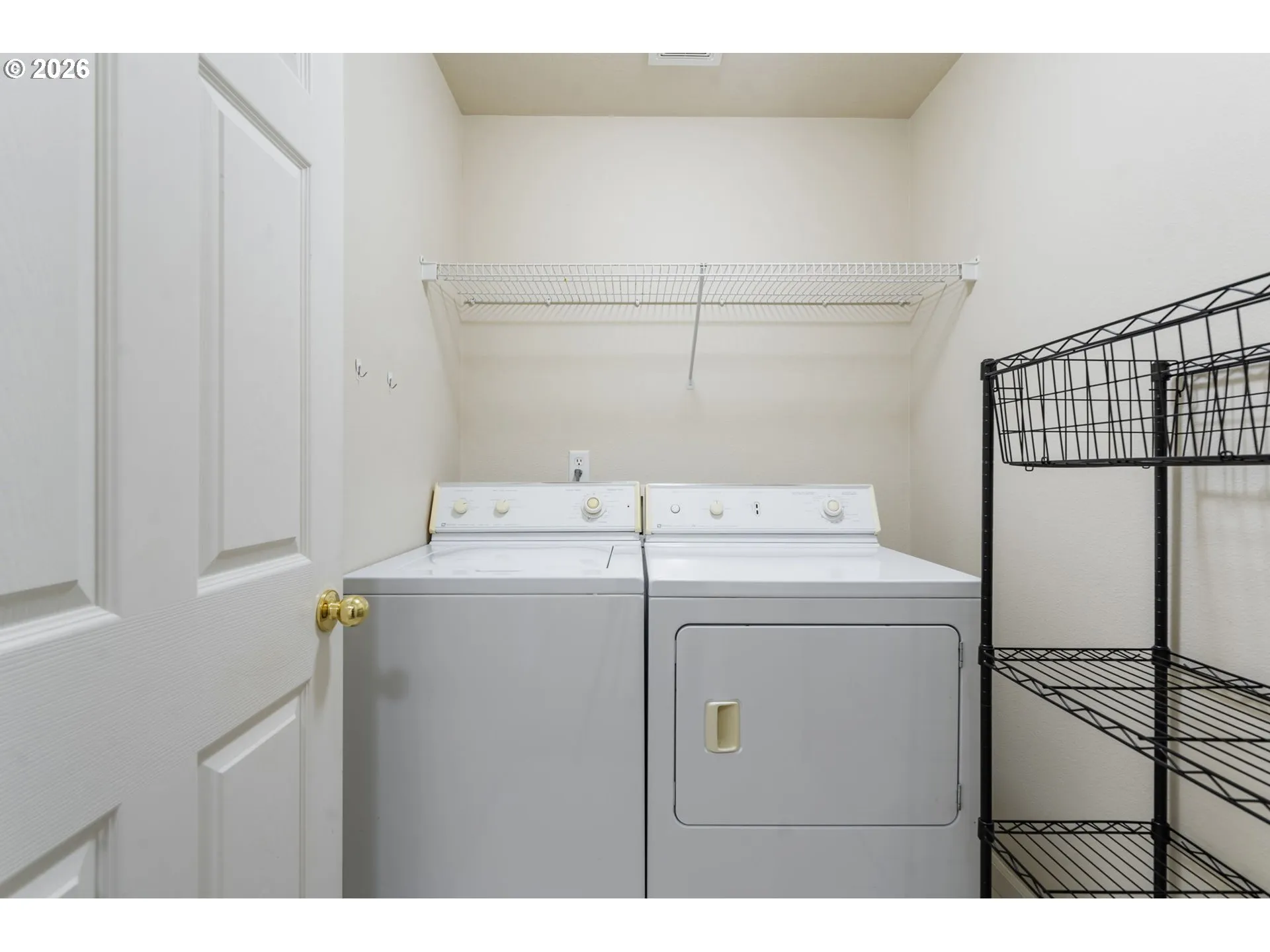 Laundry-Upper