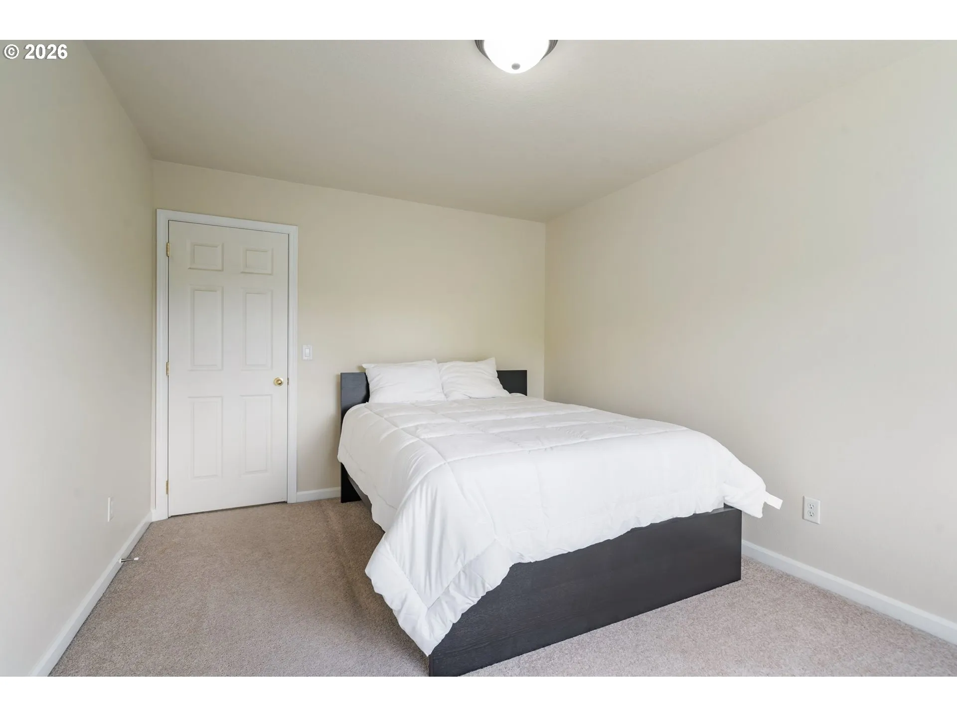 Bedroom-Walk-In Closet