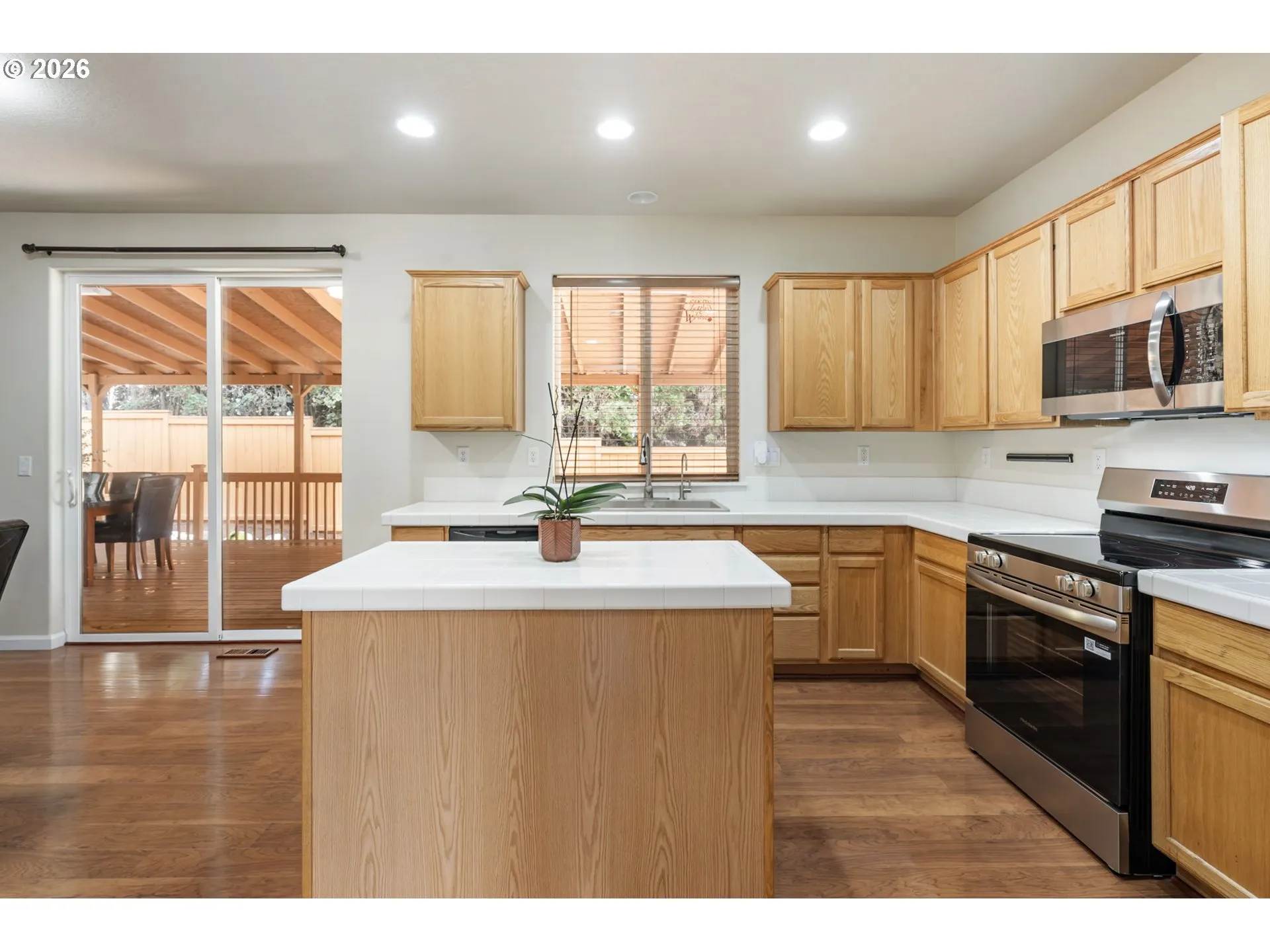 Kitchen-Island
