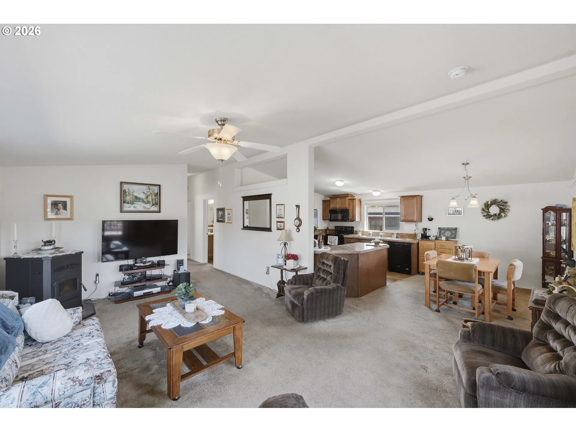 Living Room/Dining Room