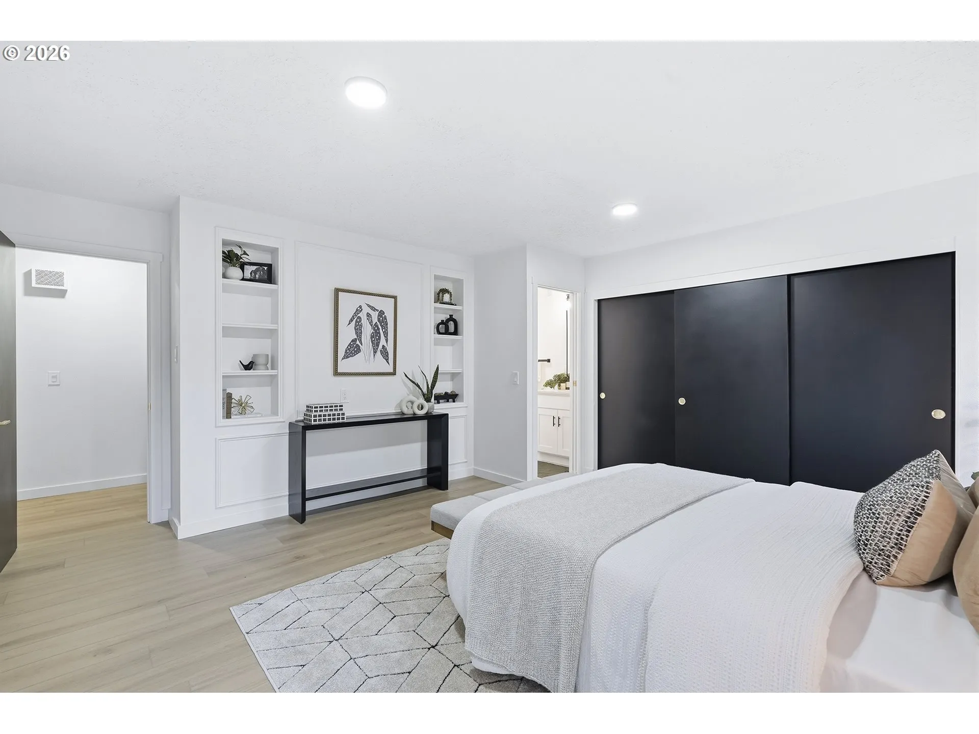 Primary Bedroom-Main