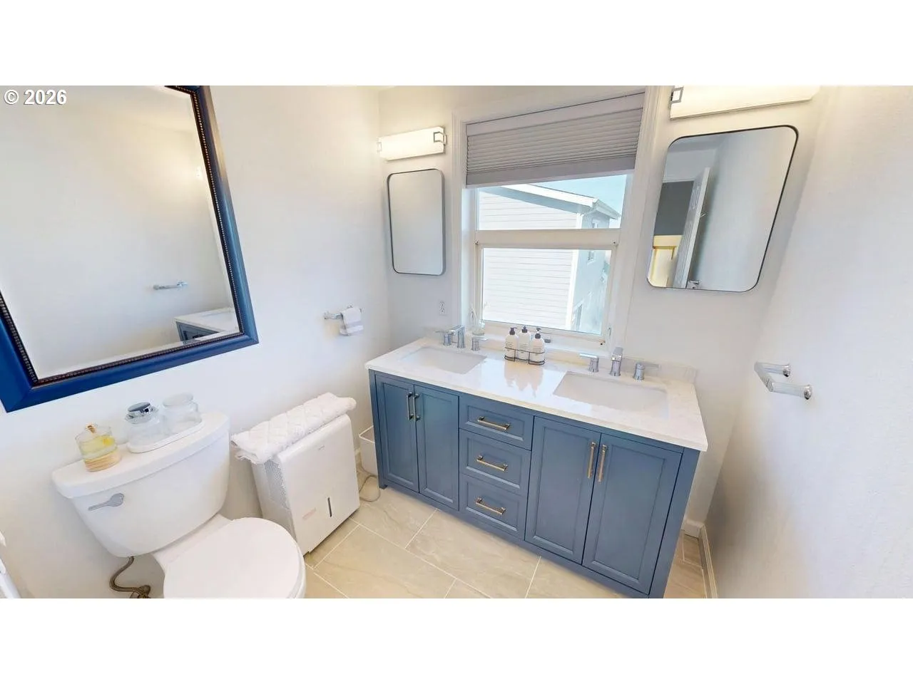 Bathroom-Upper