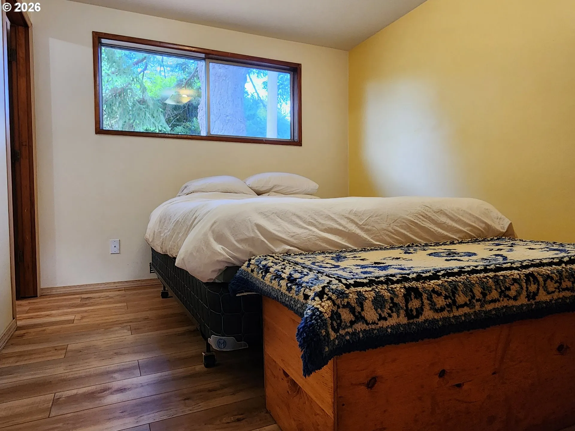 Bedroom, Primary