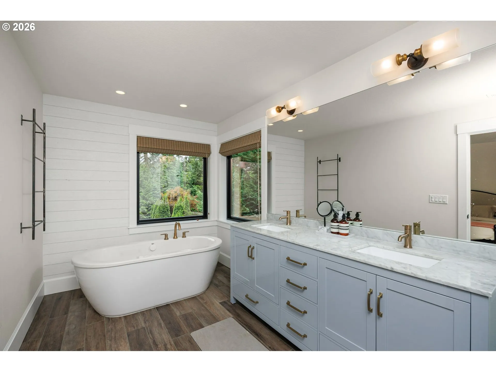 En Suite Bathroom-Upper