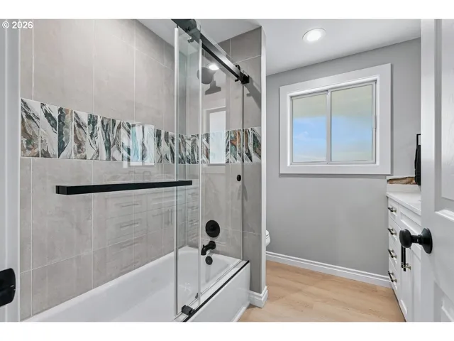 Bathroom-Hall