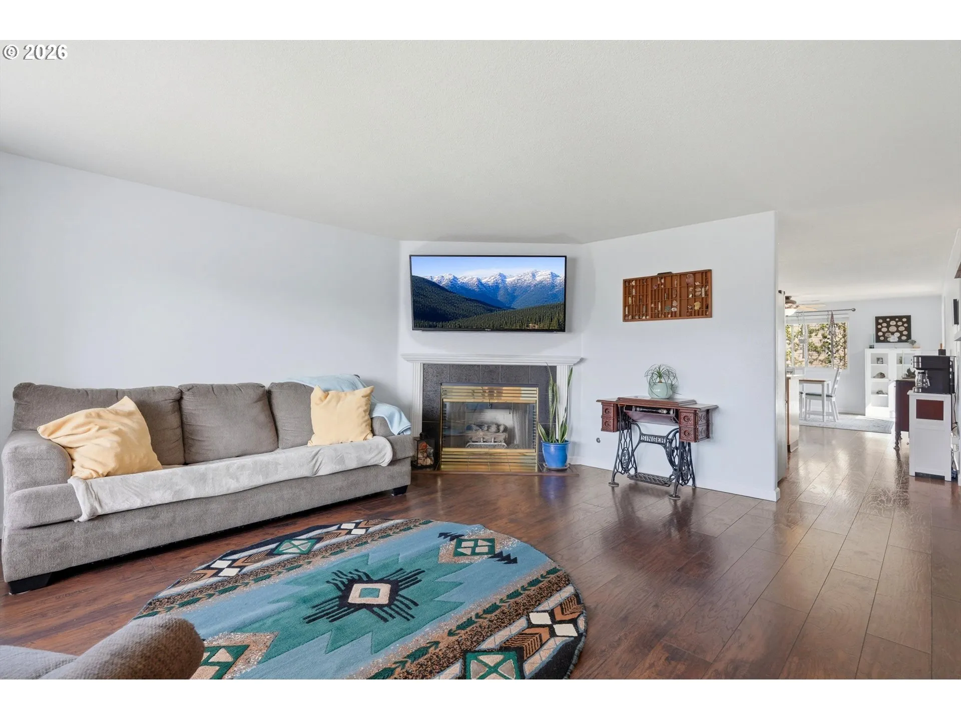 Bedroom, Primary-Ceiling Fan