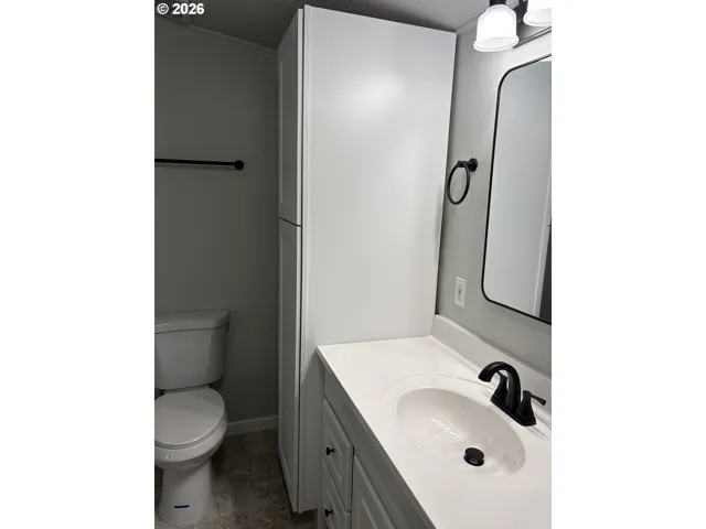 Owner's Suite Bathroom