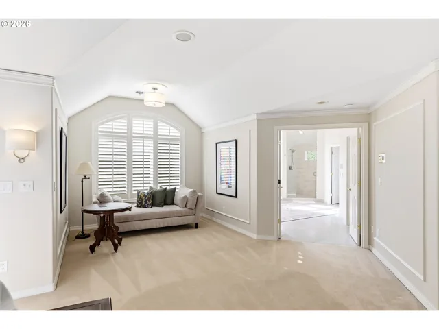 Bedroom, Primary