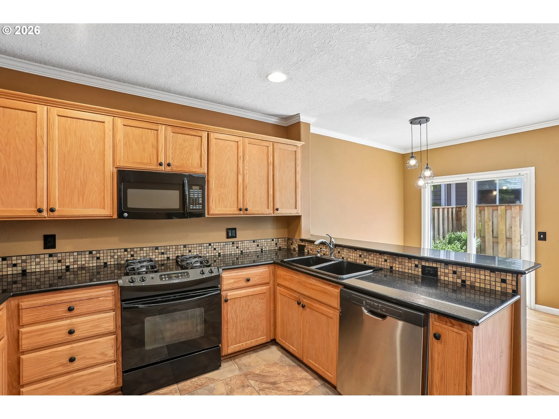 Kitchen-Oven