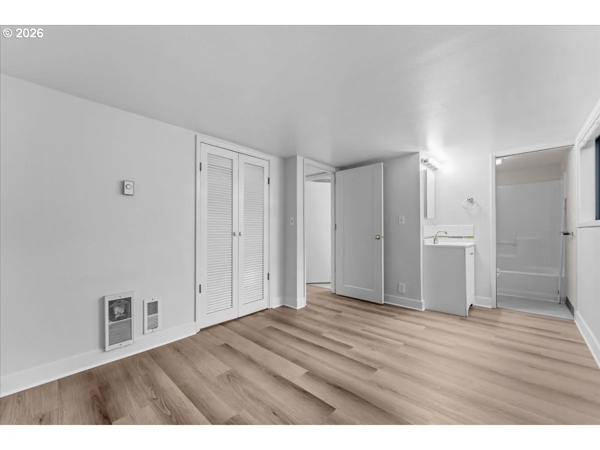 Primary Bedroom-Attached Bathroom