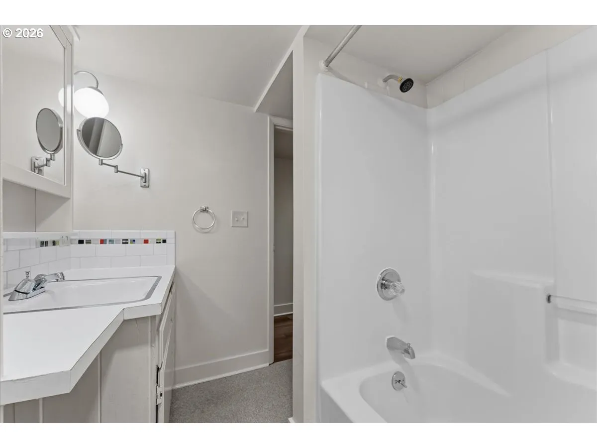 Bathroom-Lower