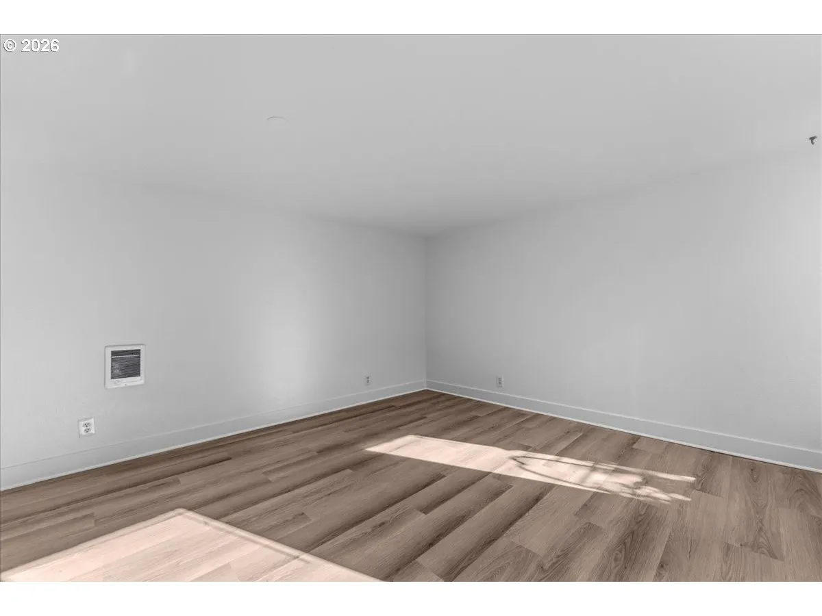 Bedroom-Lower