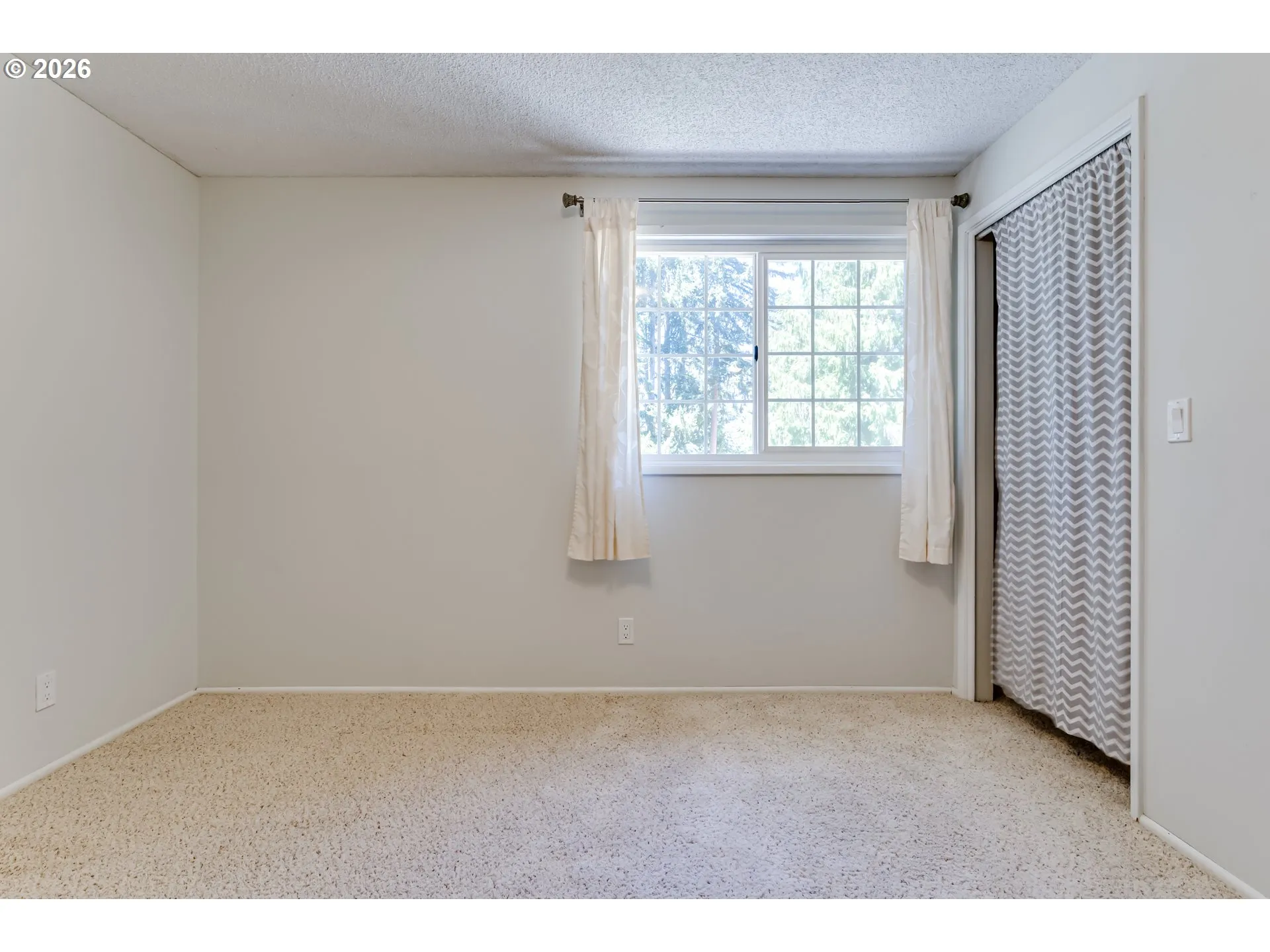 Bedroom-#2 Upper