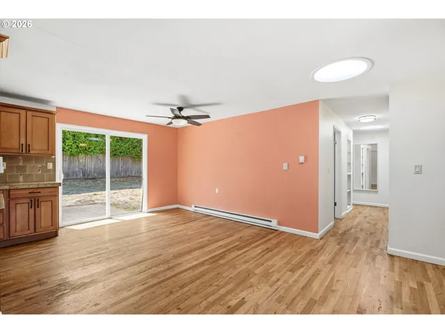 Dining Area-Ceiling Fan