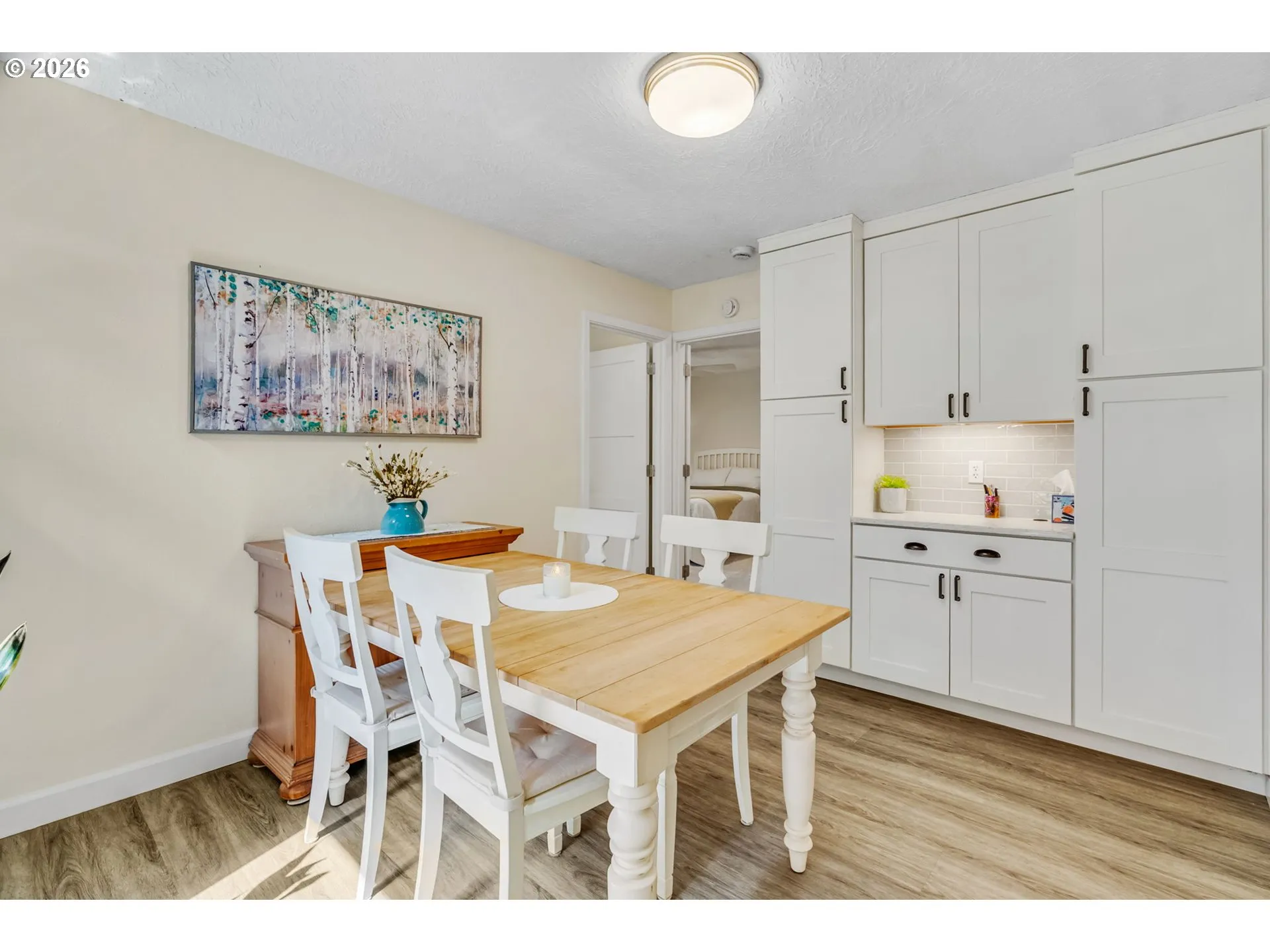 Kitchen/Nook-Eating Area