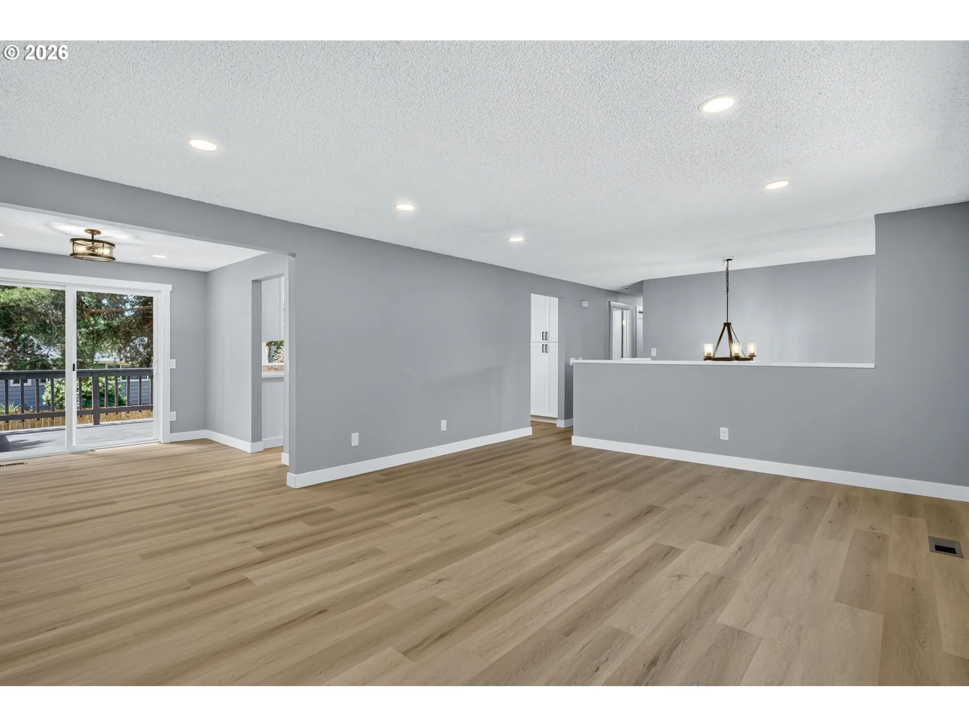Living Room/Dining Room