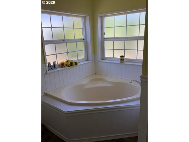 Bathroom-Garden Tub