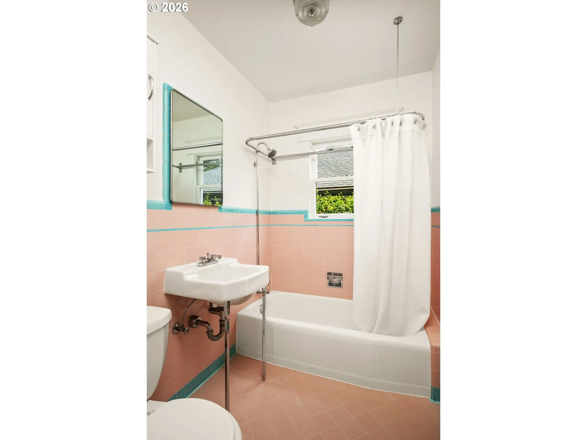 Bathroom-Hall