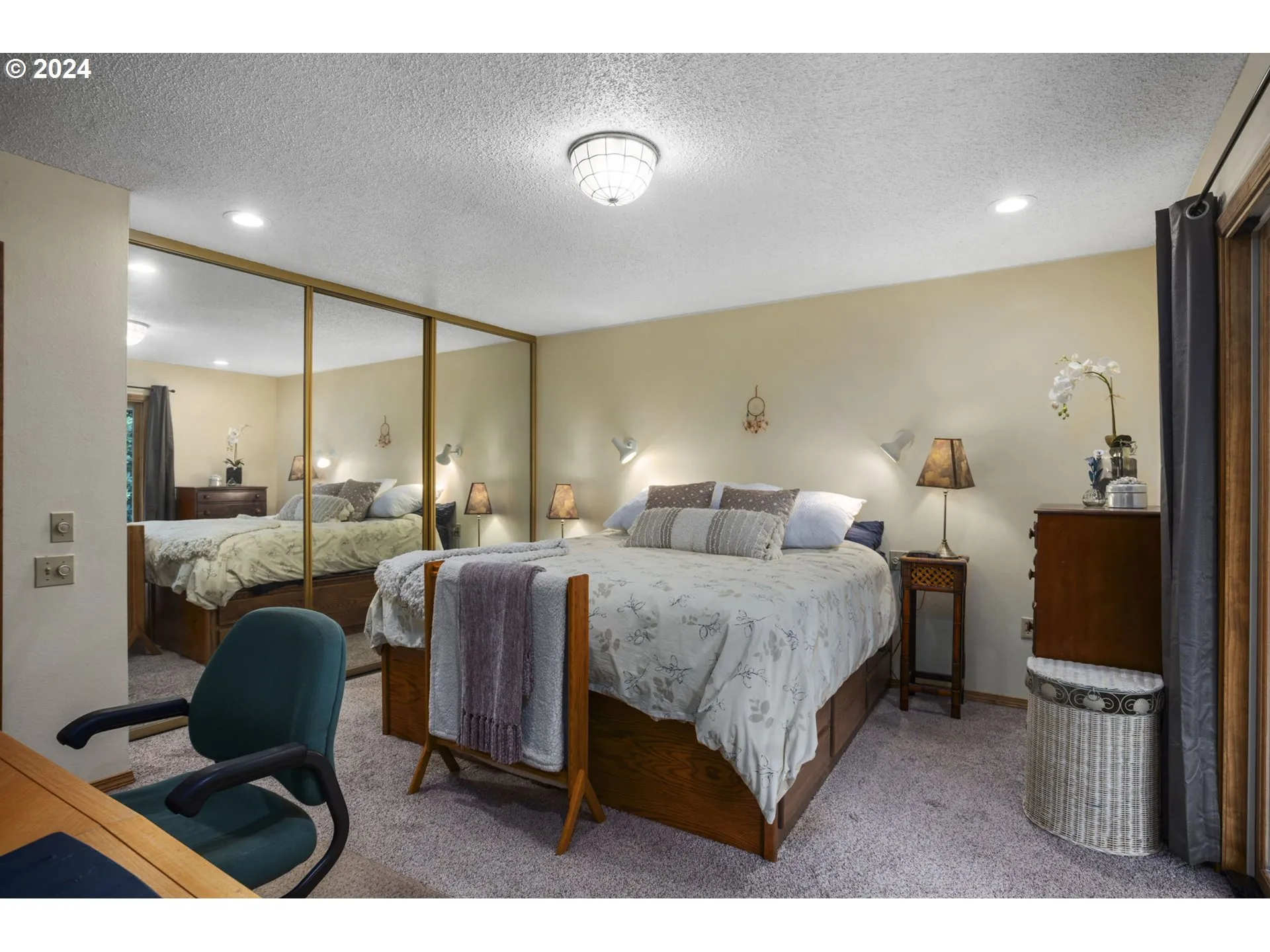 Primary Bedroom-Main
