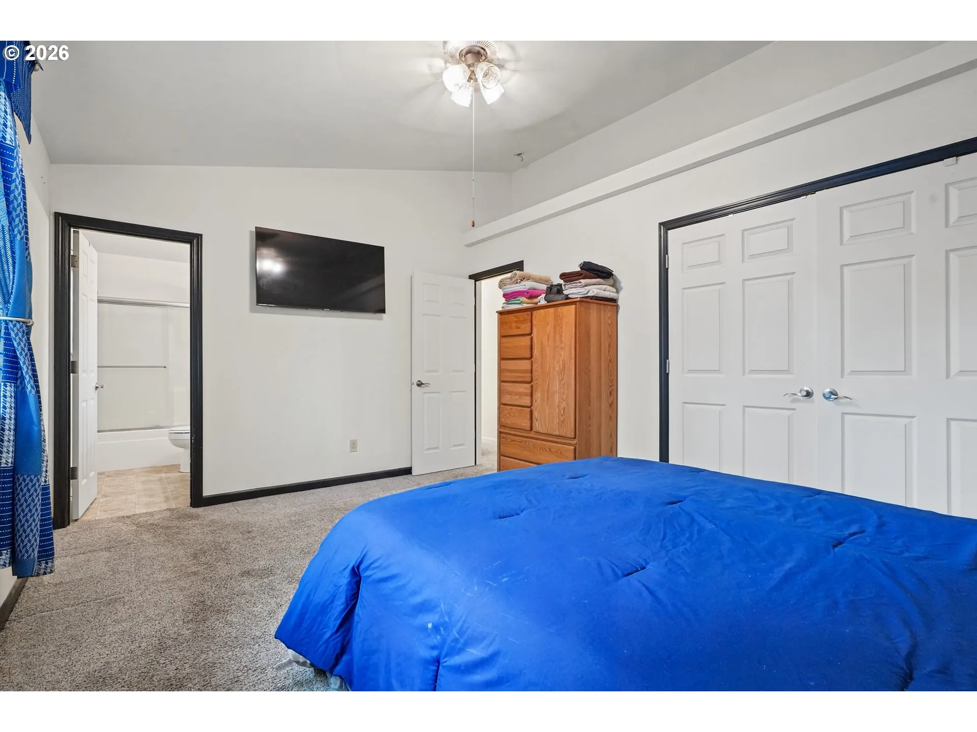 Primary Bedroom-Attached Bathroom
