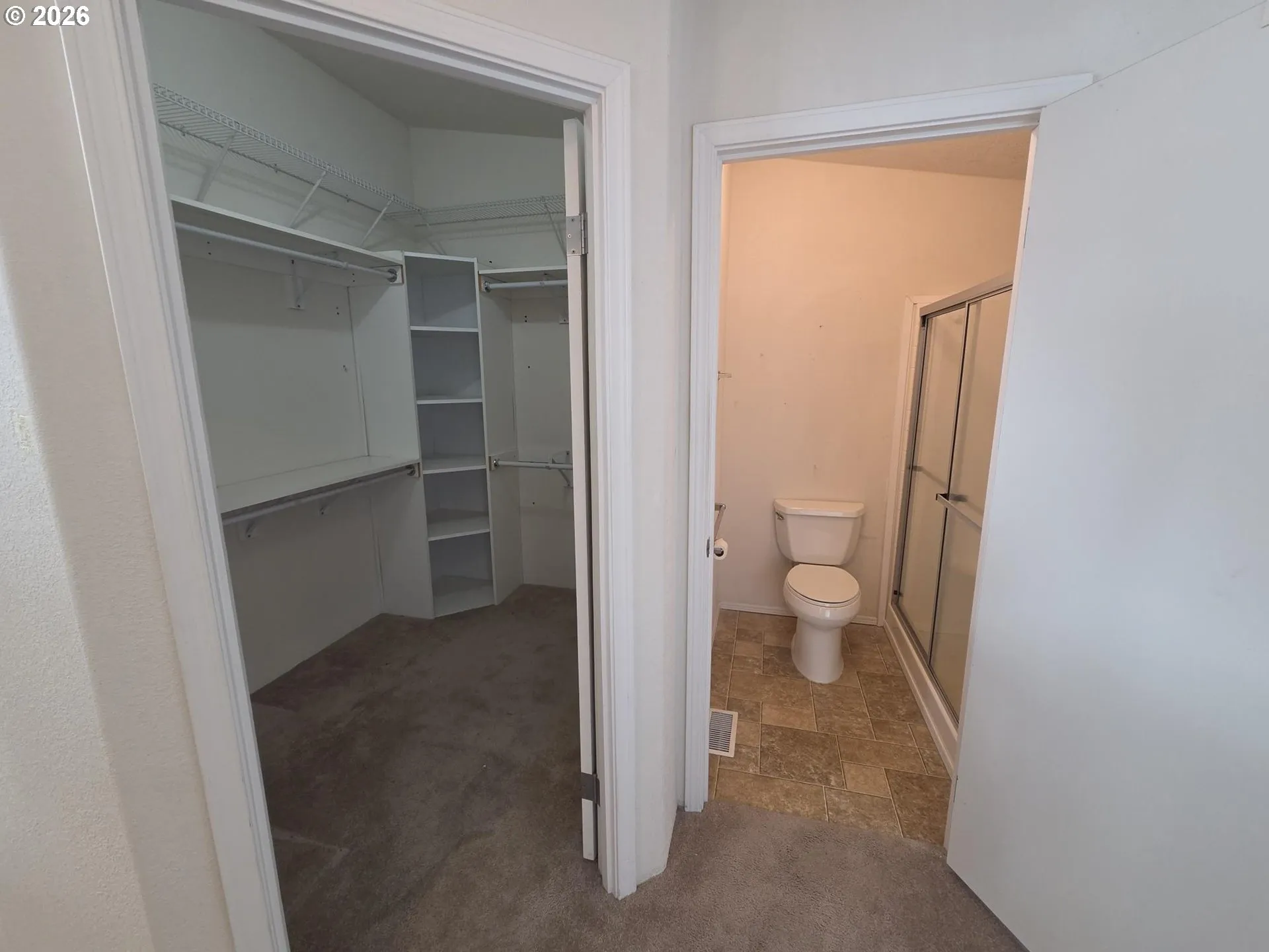 Bathroom-Walk in Shower