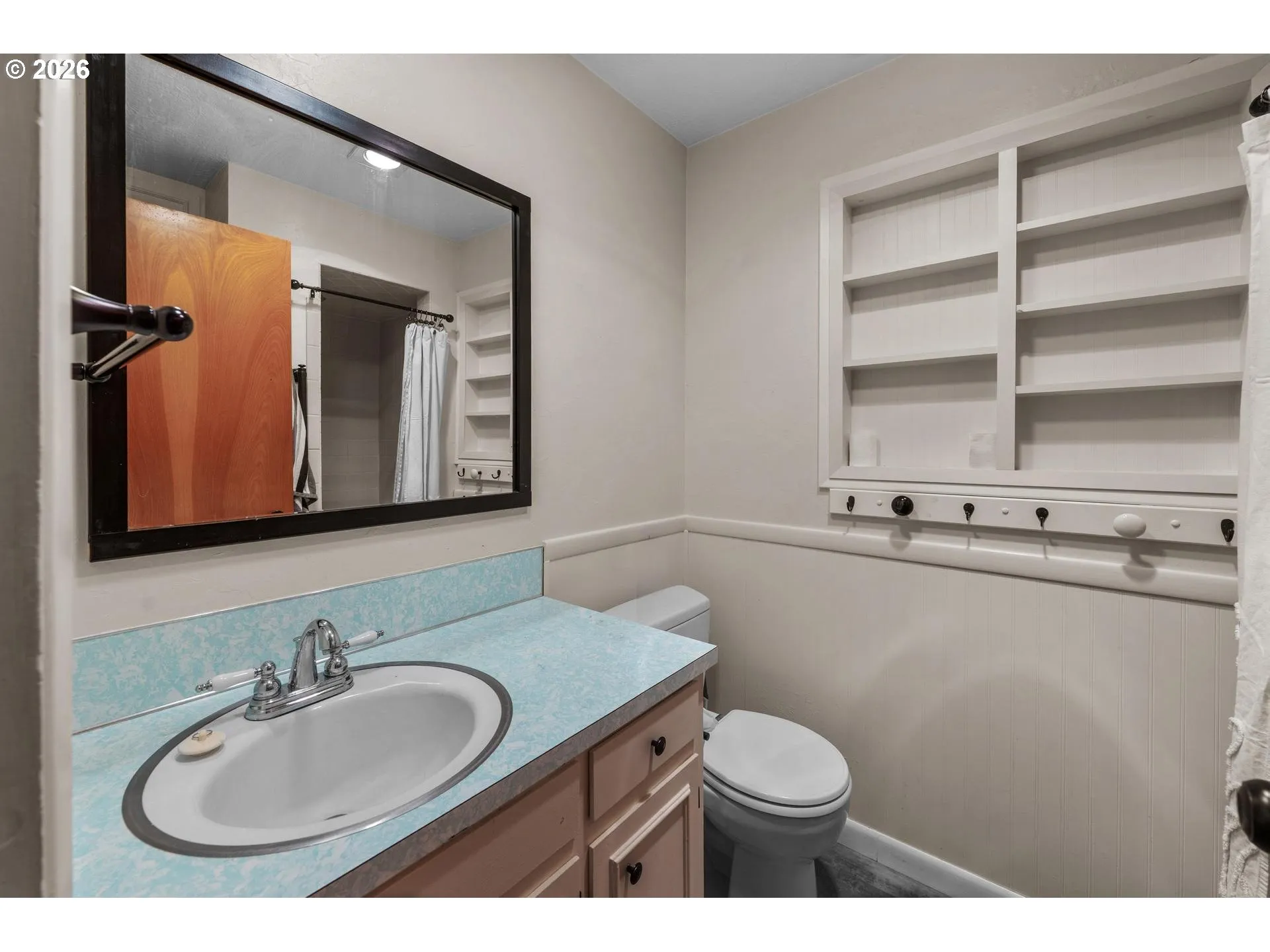 Bathroom-Lower