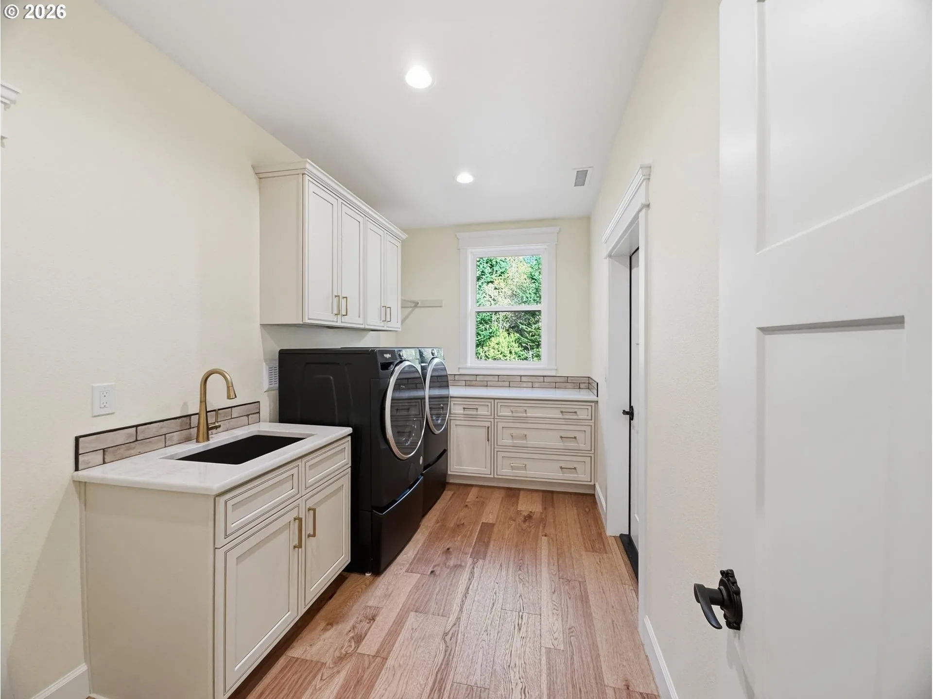Laundry-Main