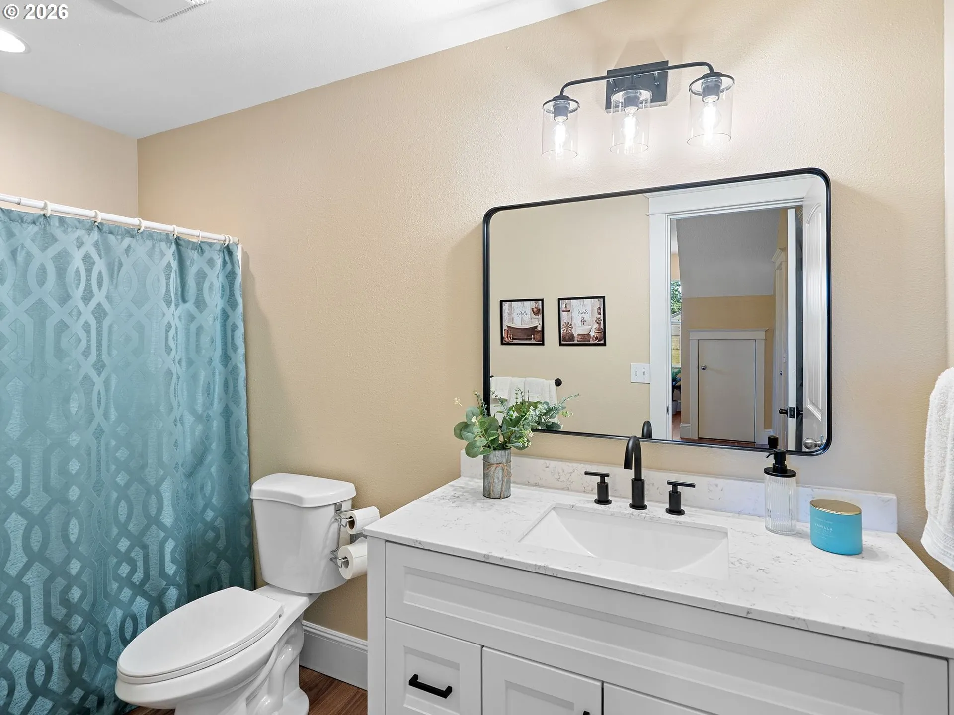 Bathroom, Attached