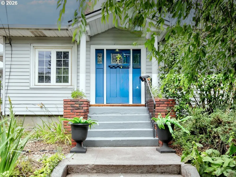 Covered Porch
