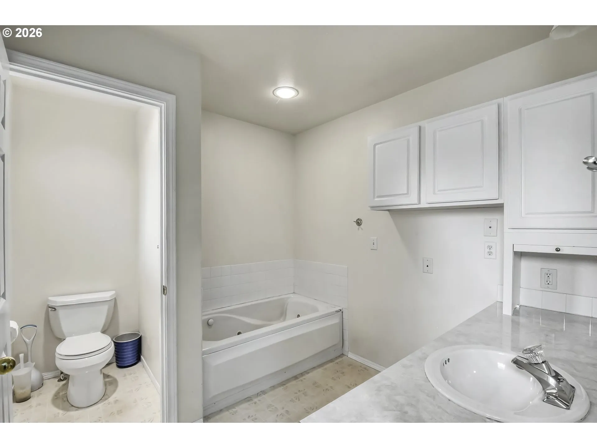 Owner's Suite Bathroom