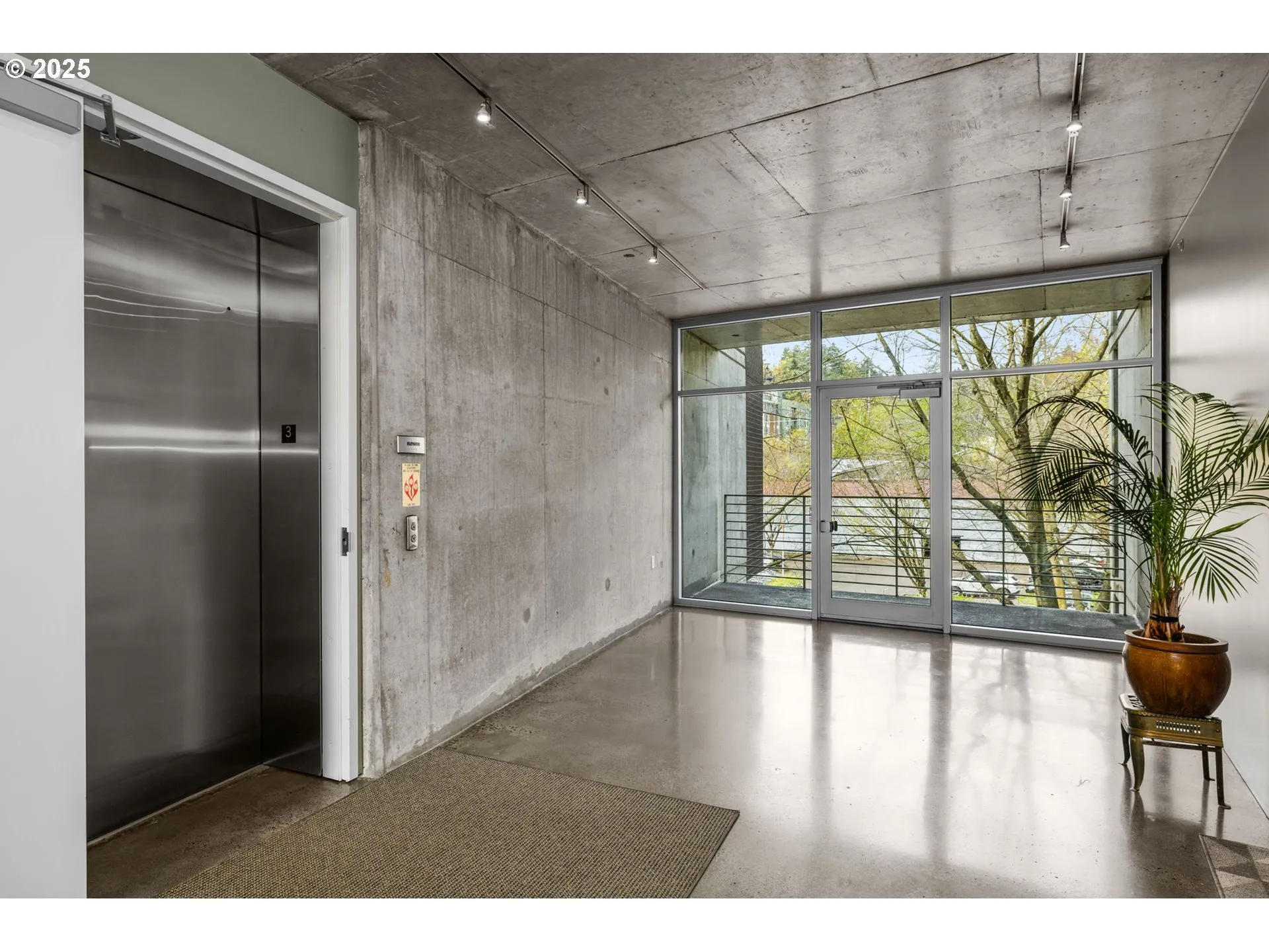Elevator