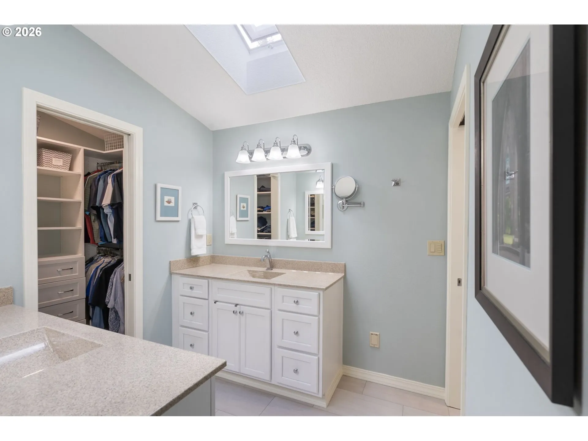 En Suite Bathroom-Upper