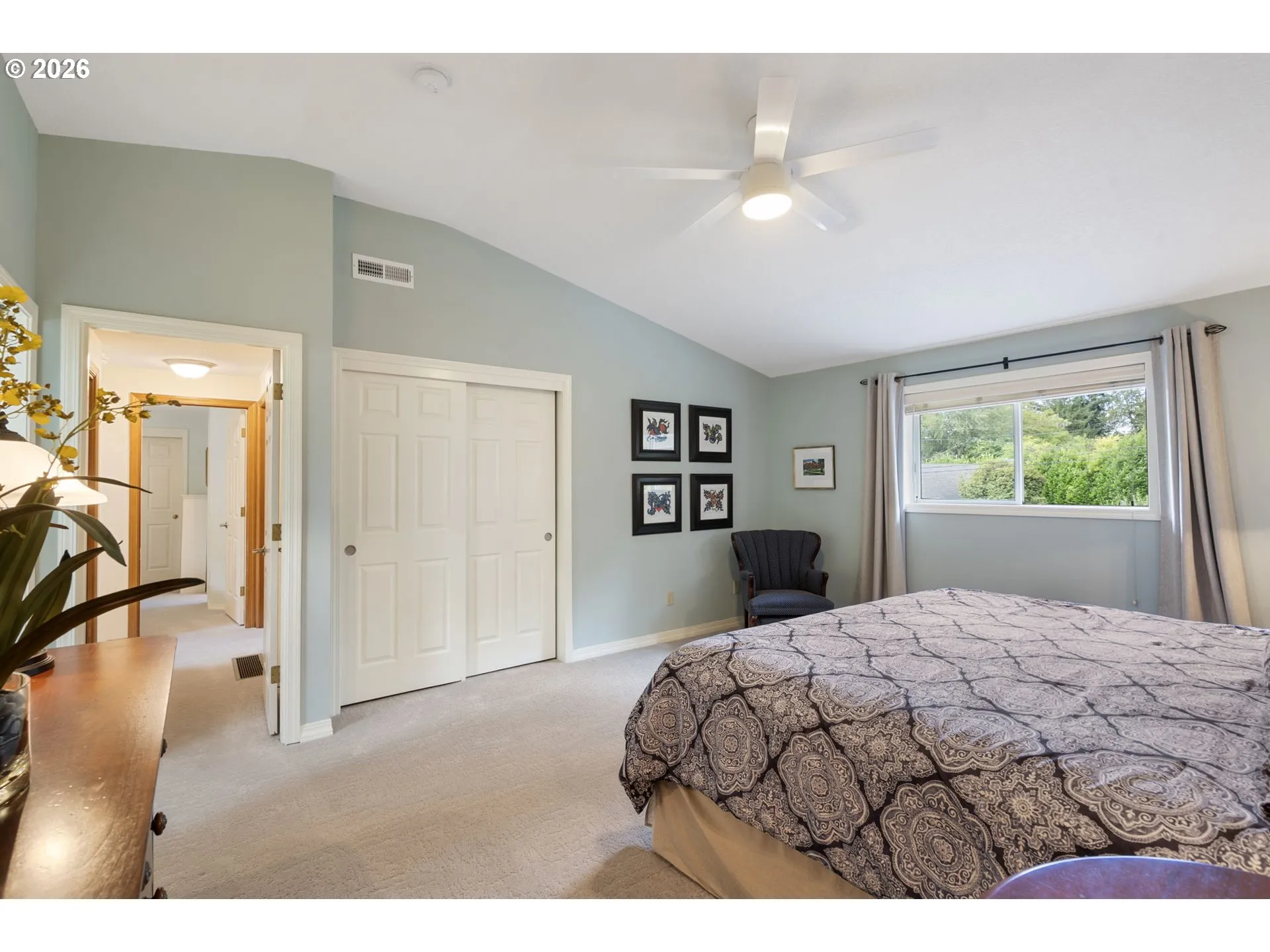 Primary Bedroom-Upper