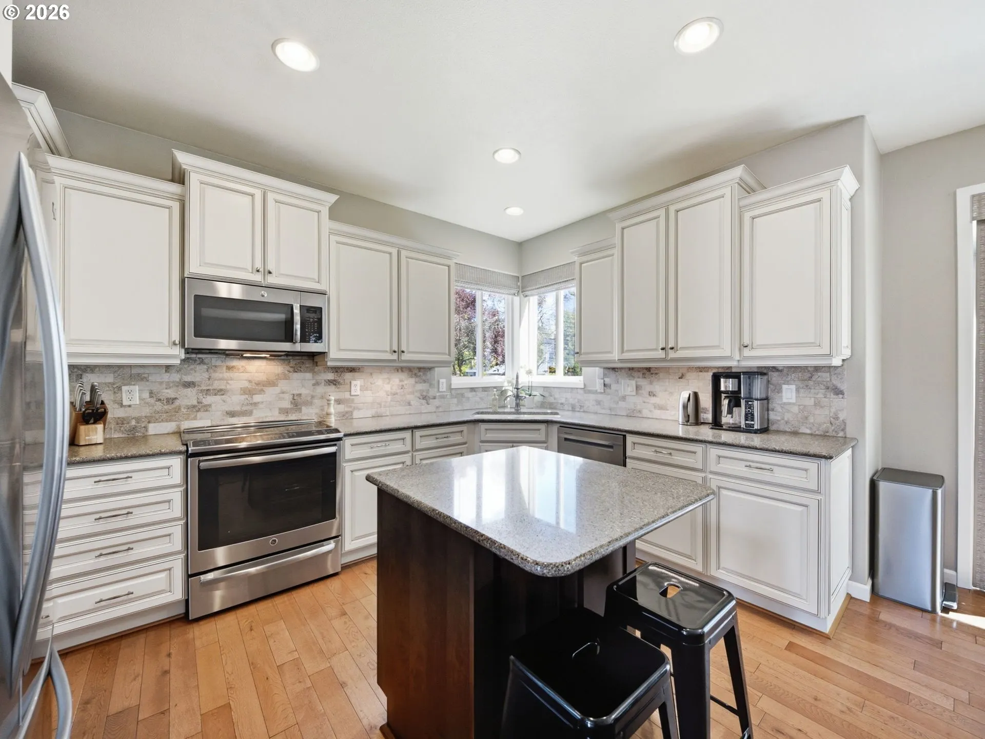 Kitchen-Island