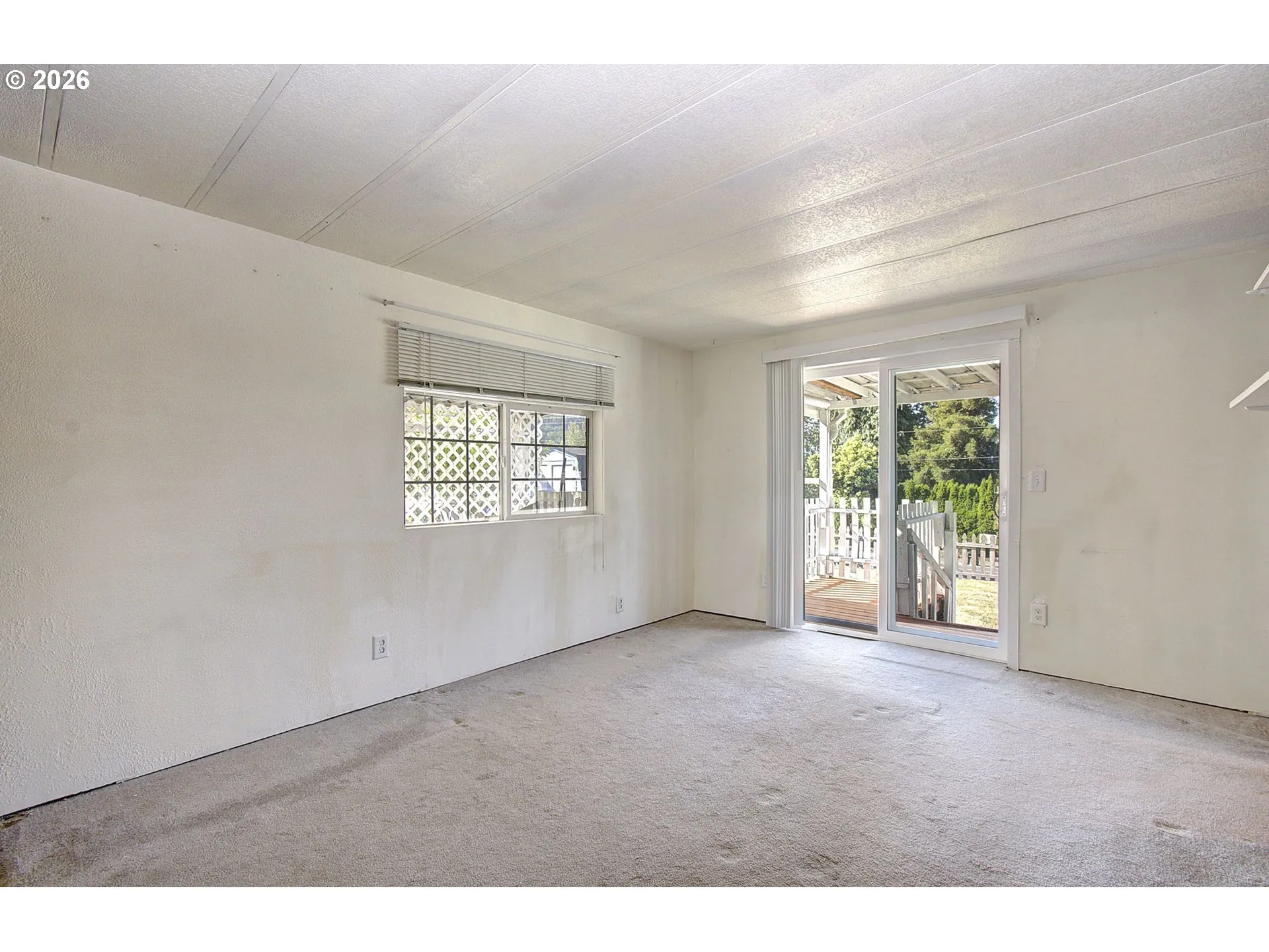 Bedroom, Primary
