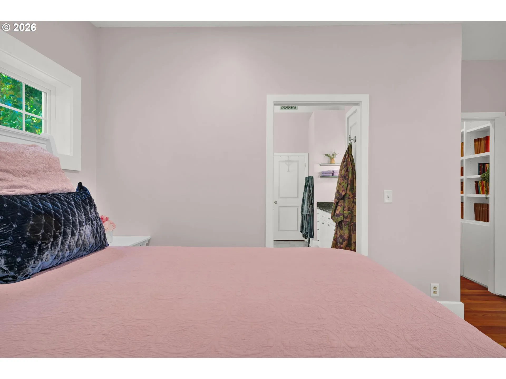 Bedroom, Primary-Main