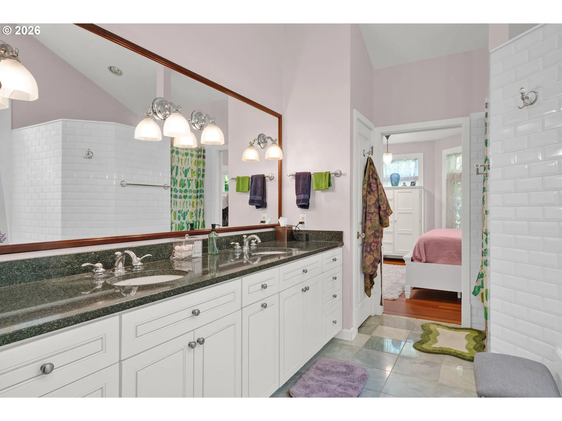 En Suite Bathroom