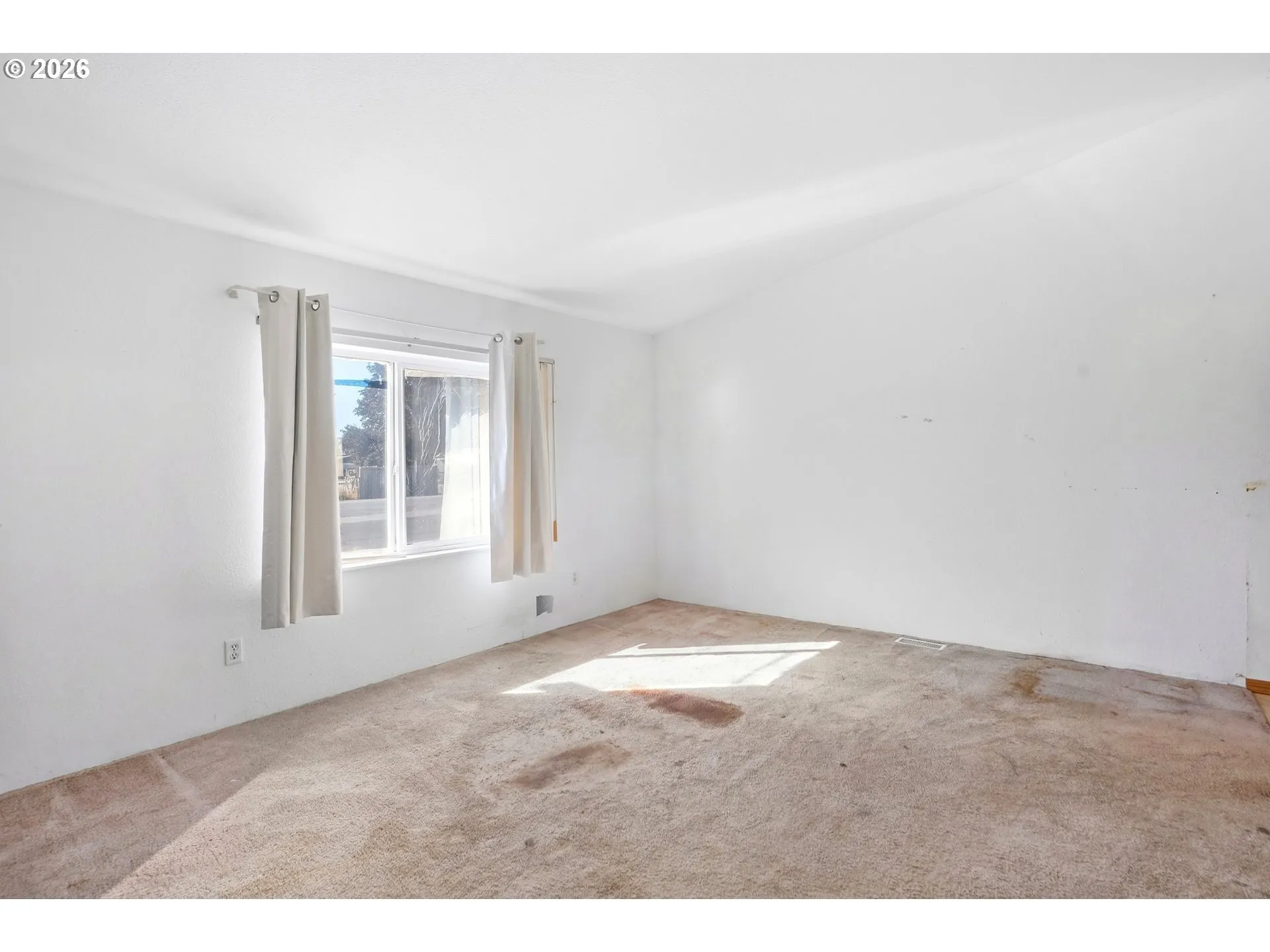 Owner's Suite Bedroom-Vaulted Ceilings