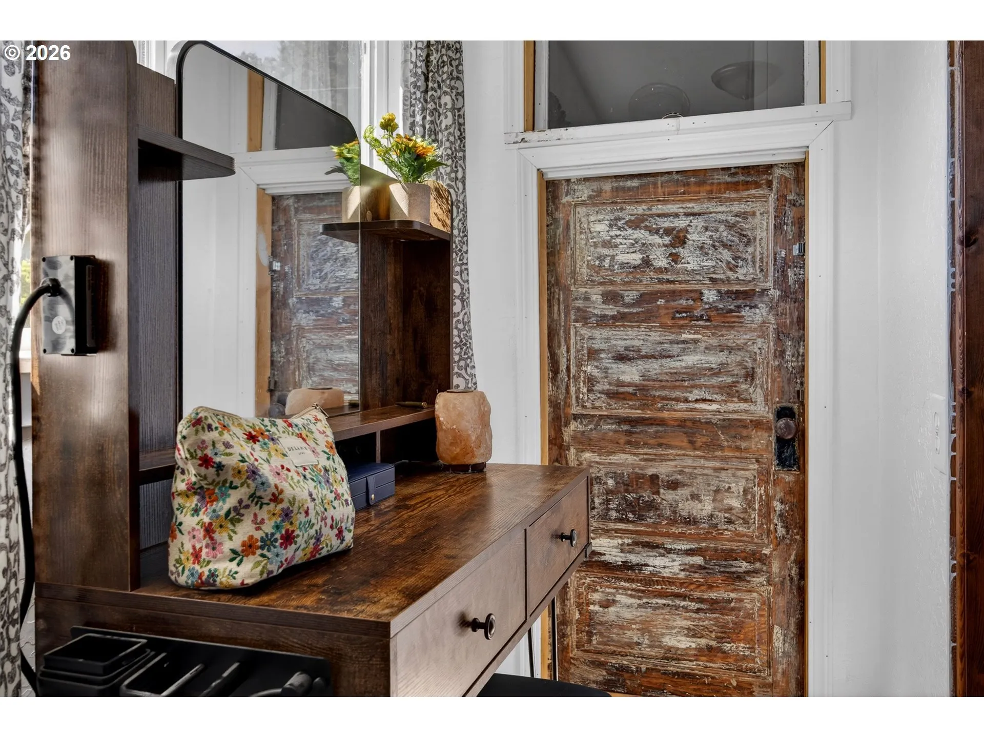 Bathroom, Attached-Upper