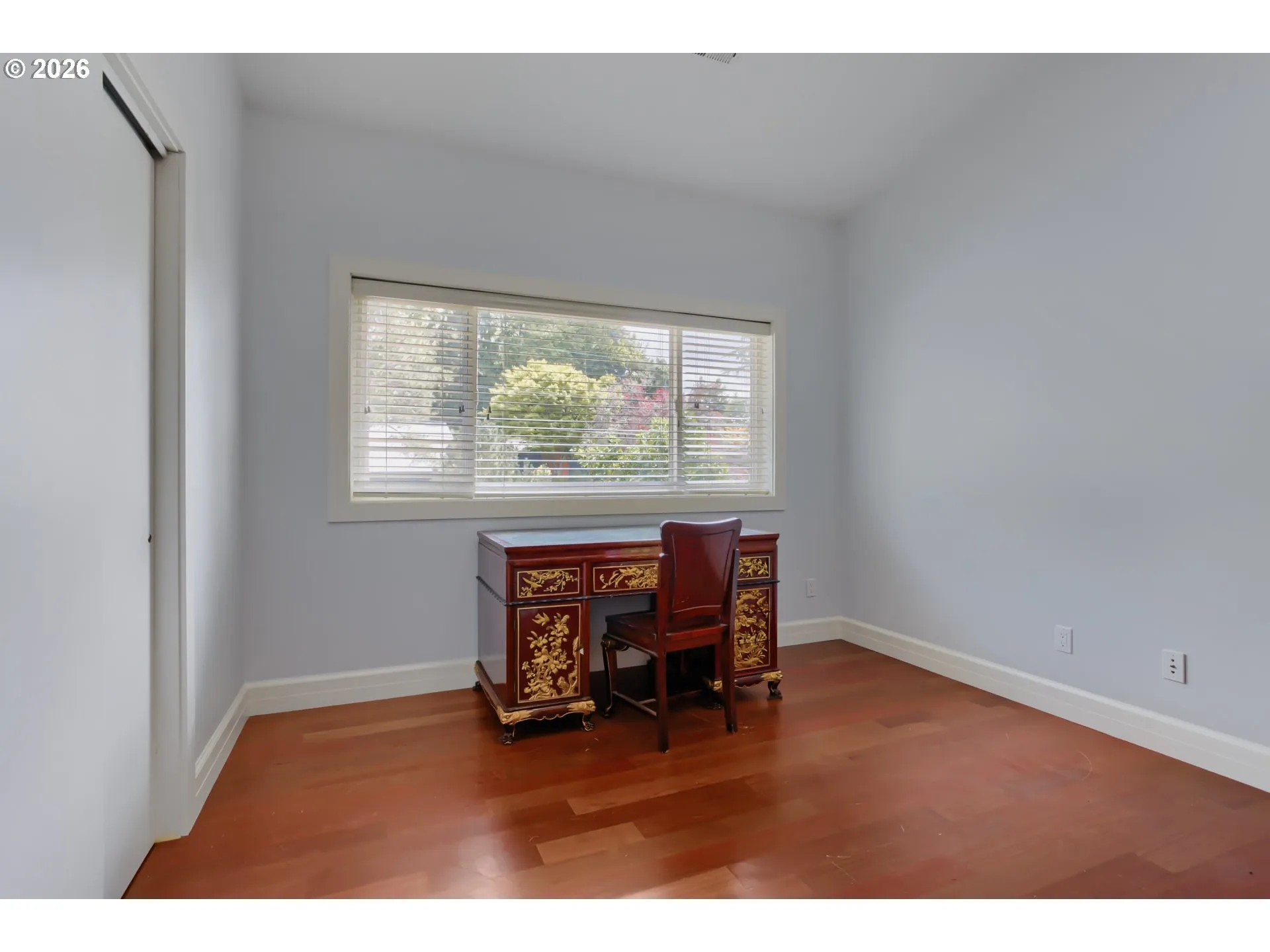 Bedroom-Upper
