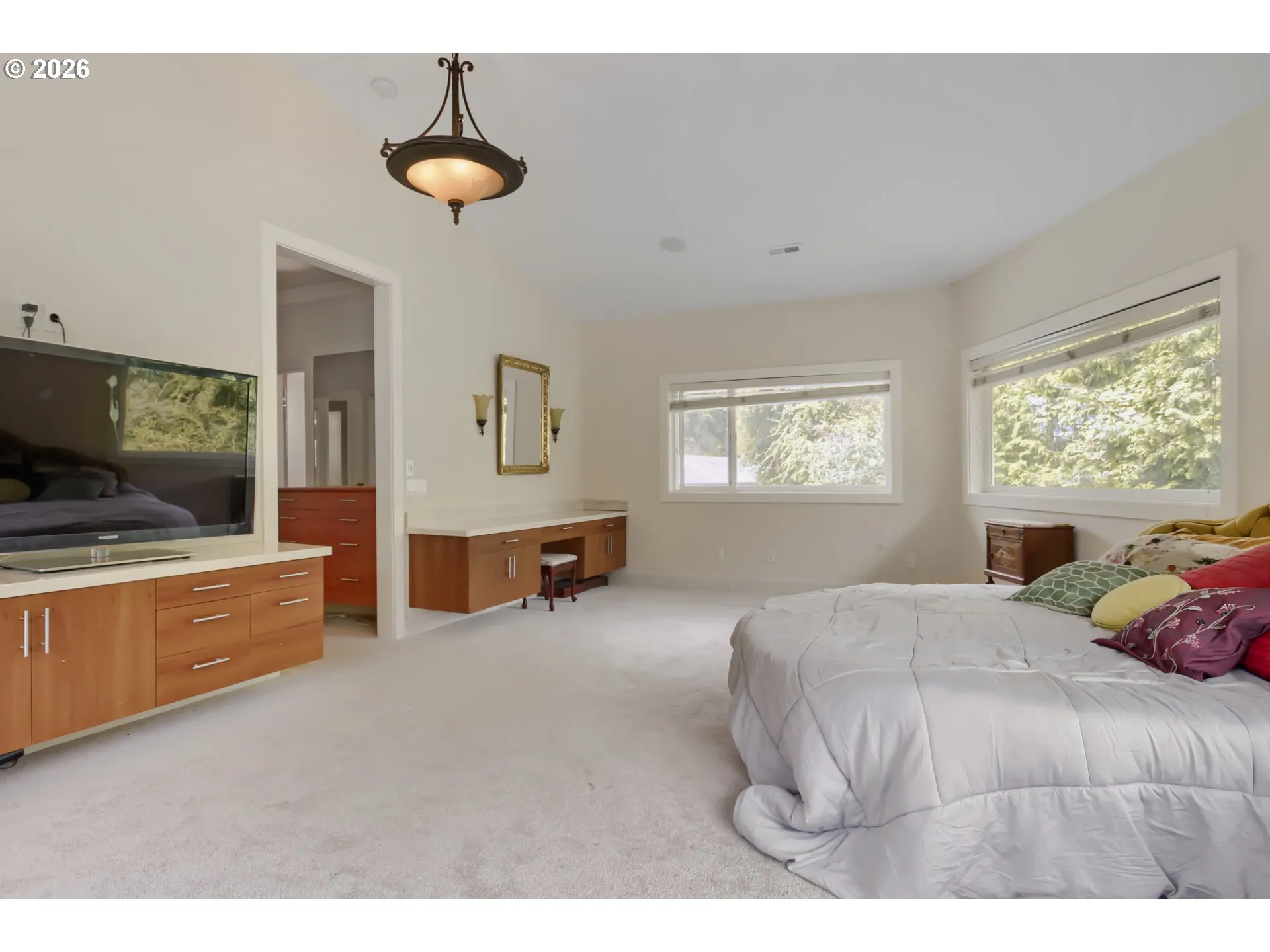 Bedroom, Owner's Suite-Upper